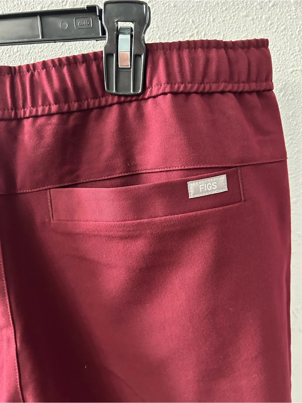 Figs Men's Large Burgundy Tansen Jogger Scrub Pants